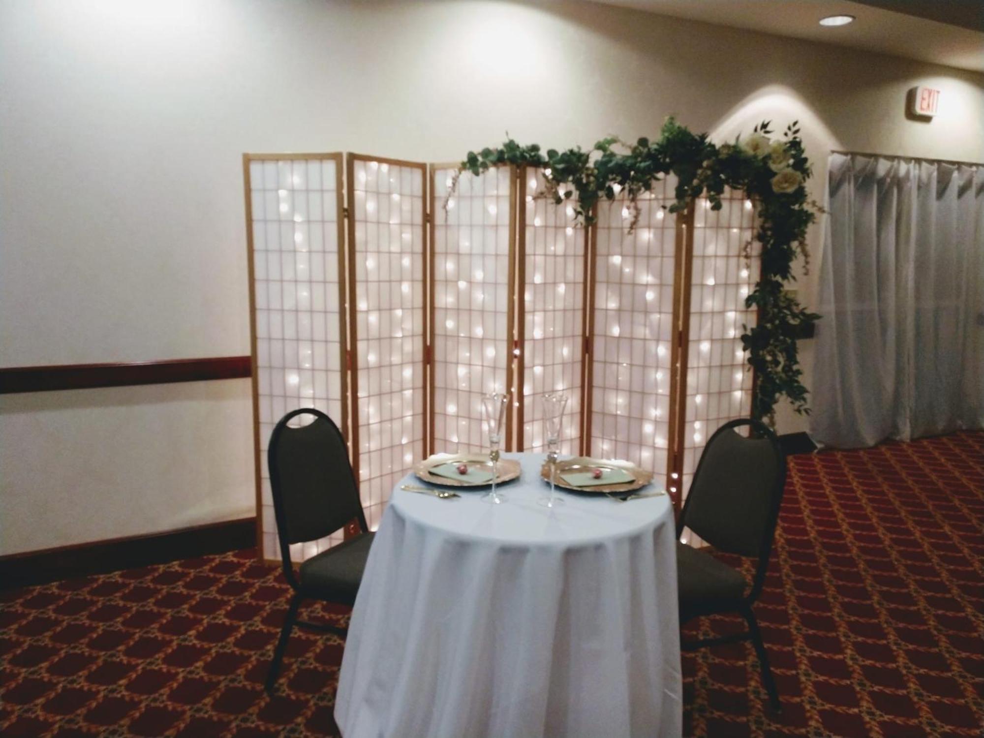 Quality Inn & Suites Bellville - Mansfield Bagian luar foto