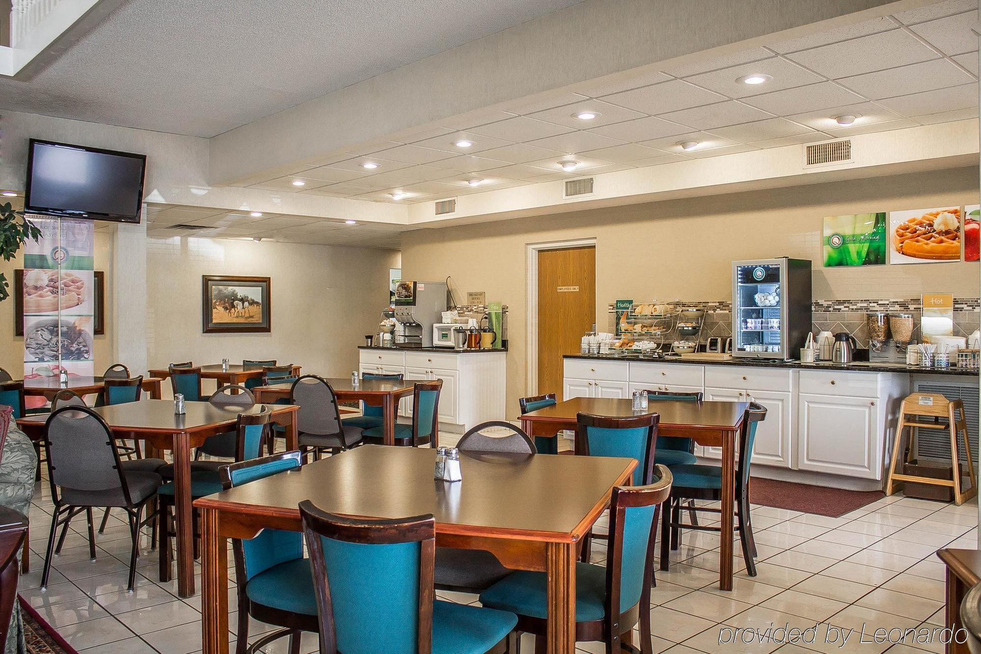 Quality Inn & Suites Bellville - Mansfield Bagian luar foto