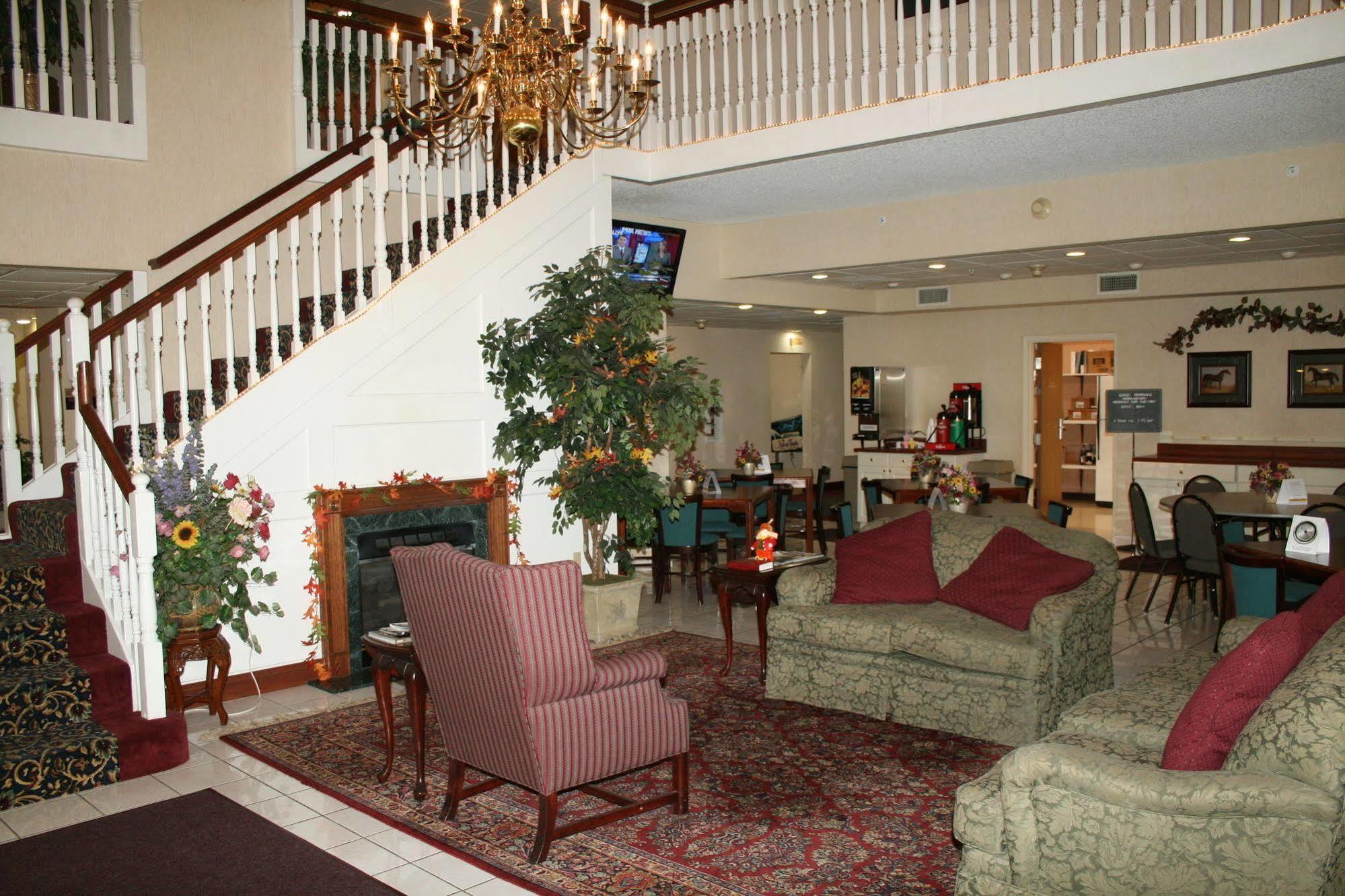 Quality Inn & Suites Bellville - Mansfield Bagian luar foto